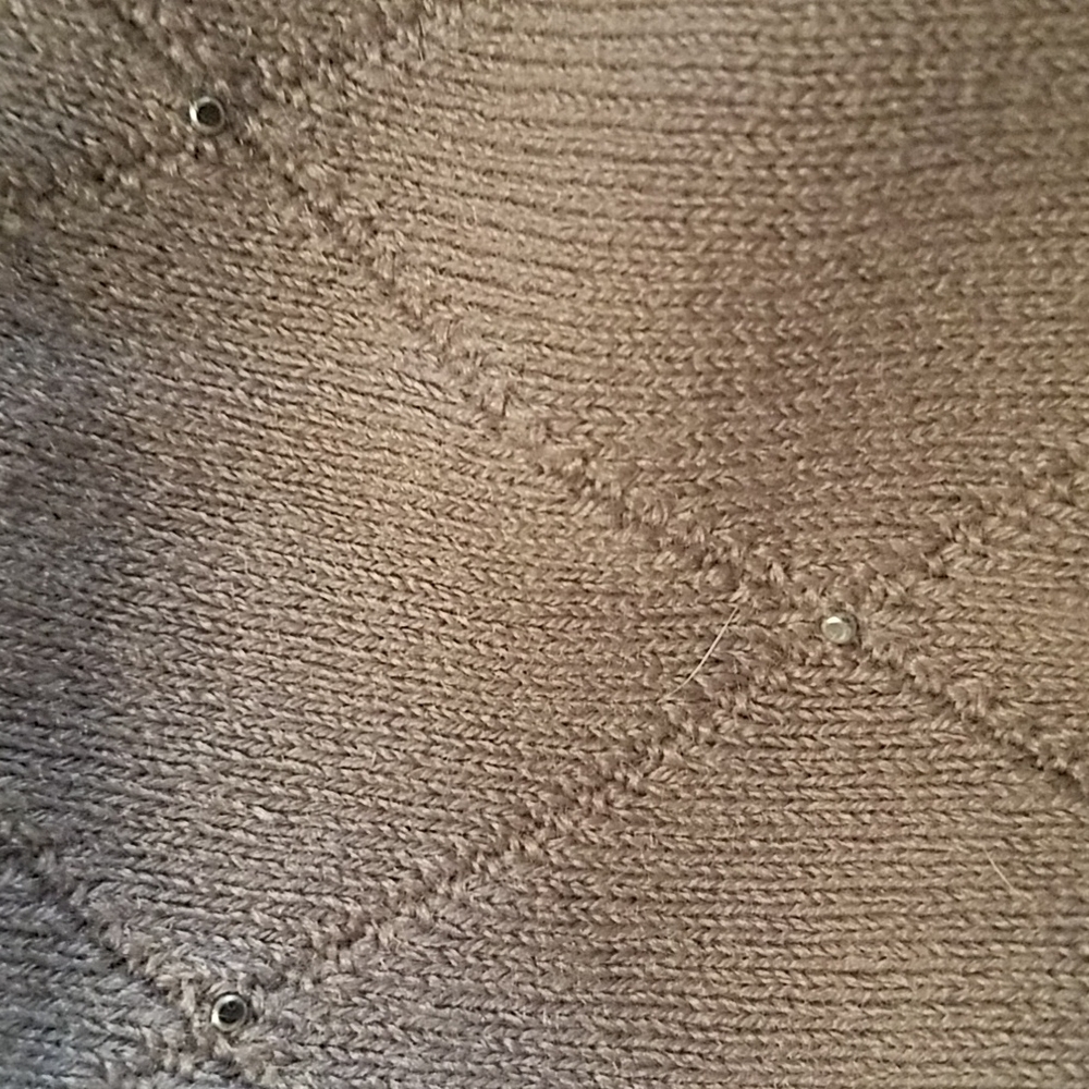 Sweater - Picture 4 of 4